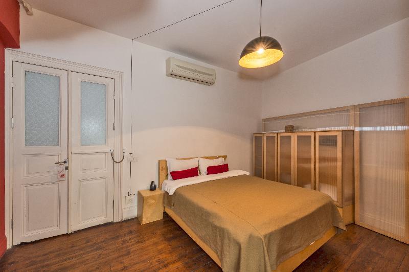 Otel Next2
